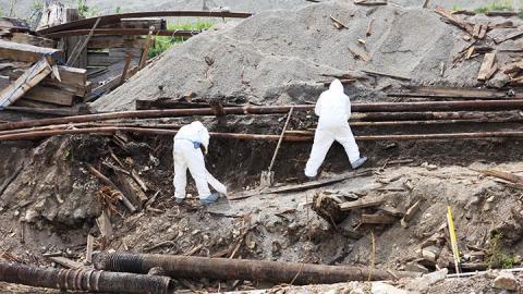 Asbestos Regulations Can’t Stop Mesothelioma Deaths