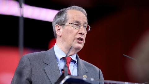 Is Congress Trying to Outlaw Class Action Lawsuits?